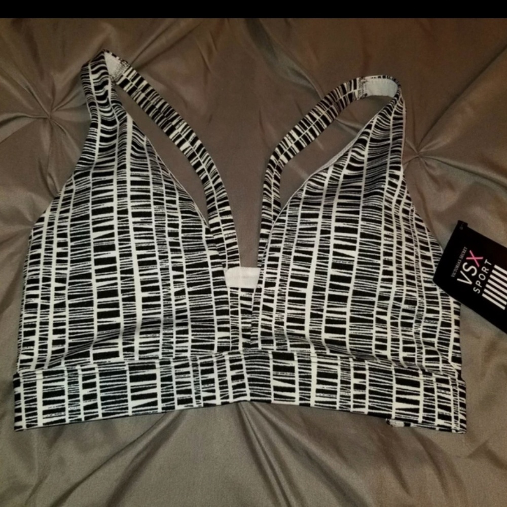 Victoria's secret sports bra